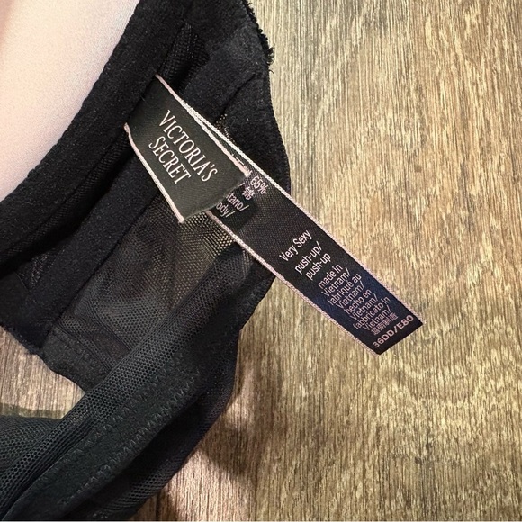 Victoria's Secret Very Sexy Velvet Trimmed Push-up Bra 36DD Black Front Clasp - Picture 13 of 14